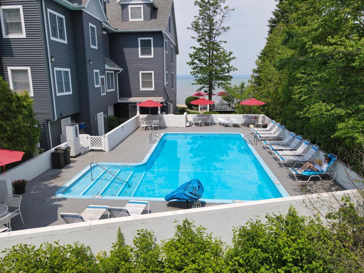 103 North Shore Inn Traverse City Exterior foto