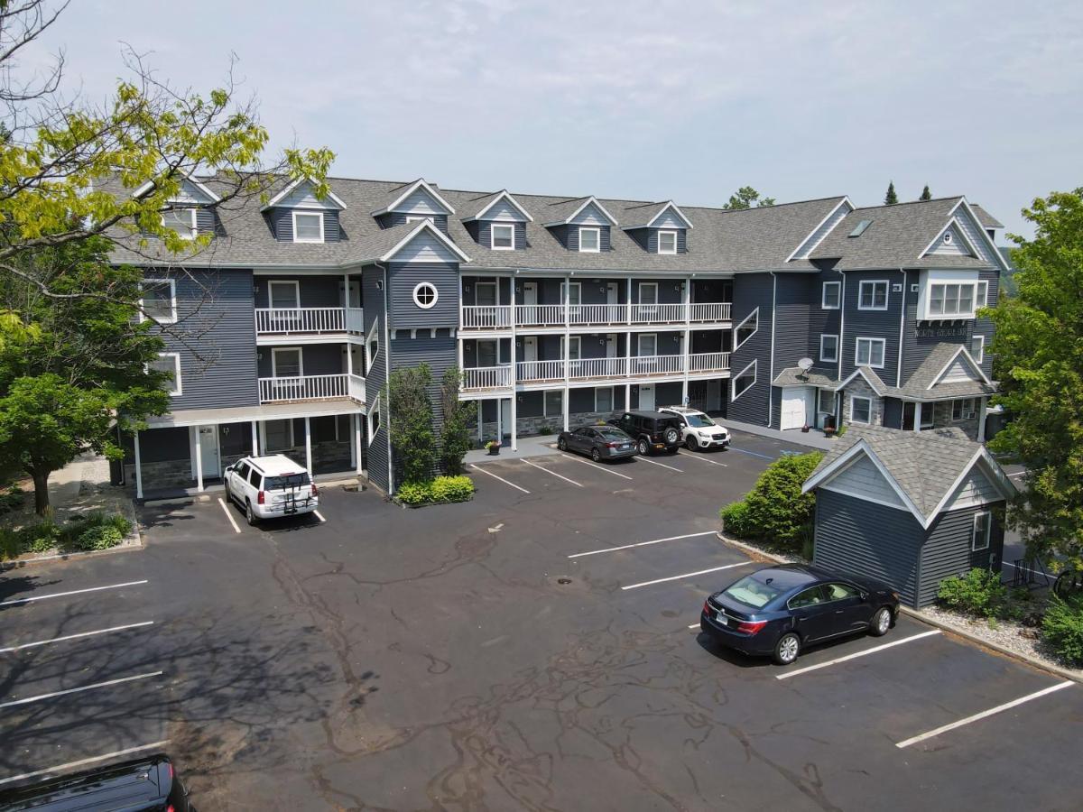 103 North Shore Inn Traverse City Exterior foto